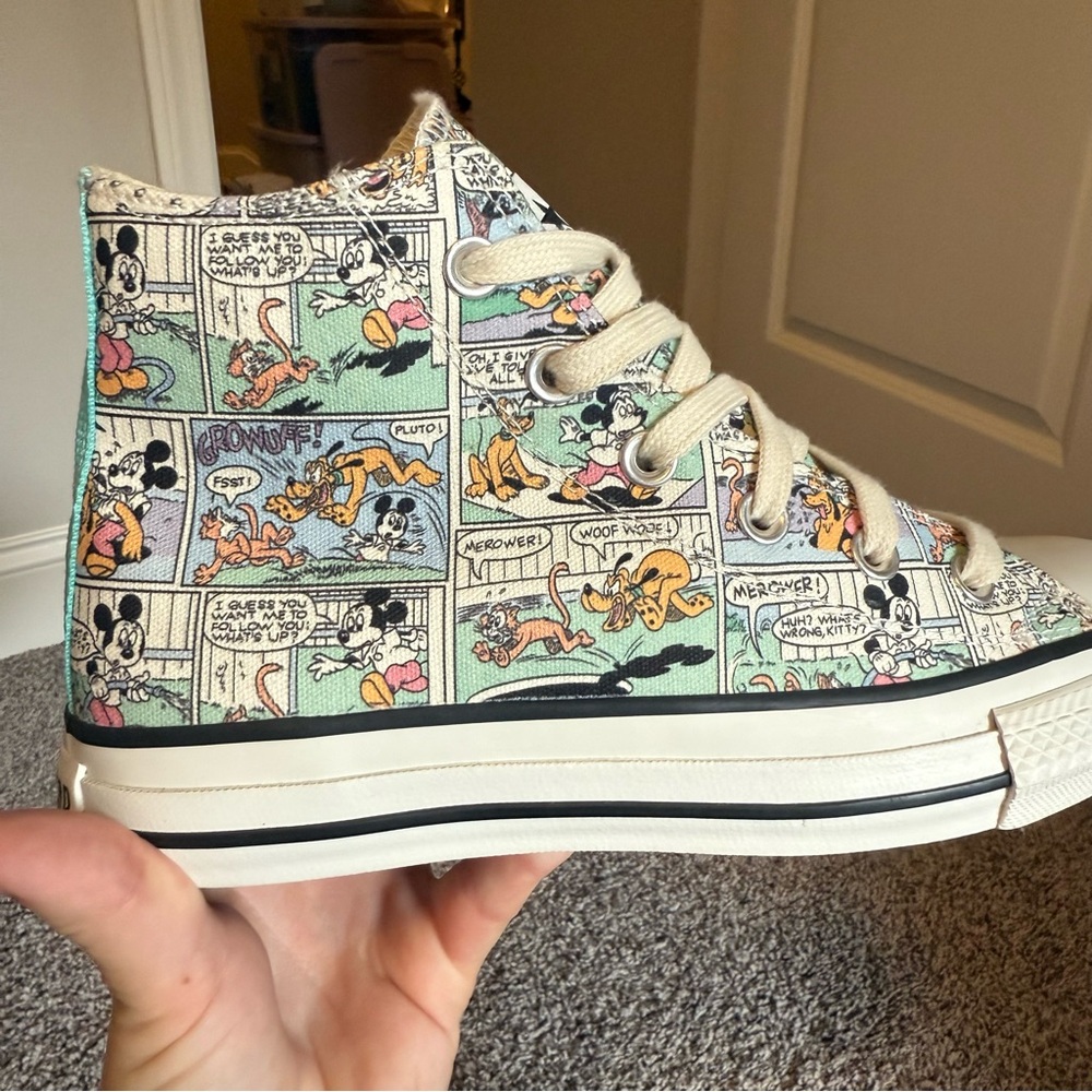 NWOT Limited Edition Disney Comic Converse - Picture 5 of 9